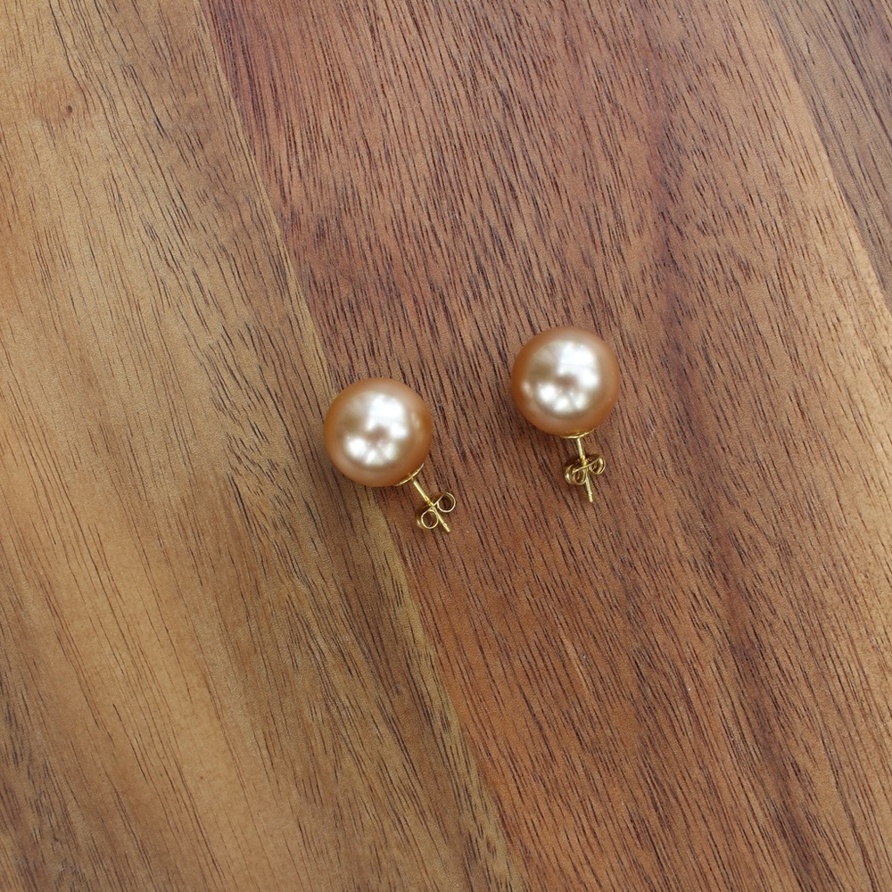 Champagne Shell Pearl Set - Picture 2 of 5